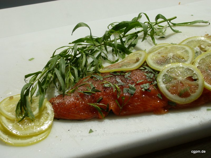 1 Graved Lachs mit Zitrone und Orange gebeizt und seiner Sauce